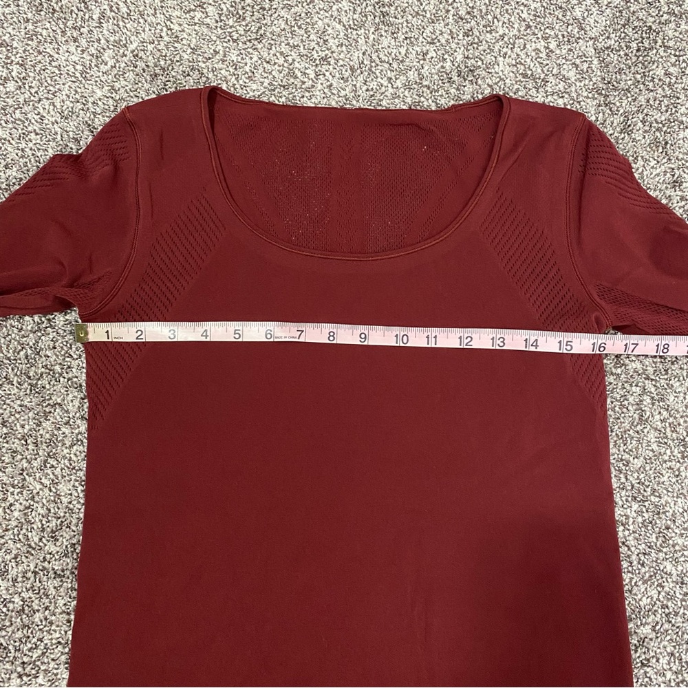 Lululemon Red Burgundy Long Sleeve Women's Size‎ M/L - Picture 5 of 6